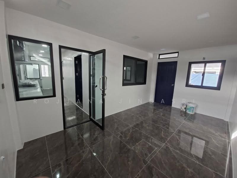 4-BR House, Bangkok, Bang Chak, Phra Khanong, Bangkok, 4 Bedrooms, 200 sqm, Single Detached House For Rent, by Rojjana Jindasri, 500514310 - DDproperty.com