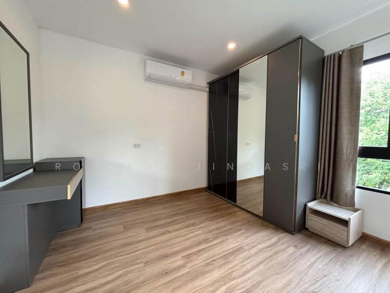 Patio Srinakarin-Rama 9, Bangkok, Krungthep Kreetha Road, Hua Mak, Bang Kapi, Bangkok, 3 Bedrooms, 190 sqm, Townhouse For Rent, by Rojjana Jindasri, 500514314 - DDproperty.com