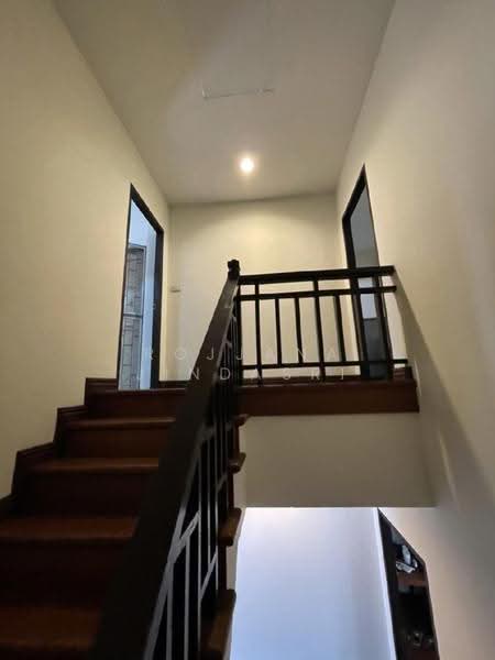 4-BR Townhouse, Bangkok, Suan Luang, Bangkok, 4 Bedrooms, 382 sqm, Townhouse For Sale, by Rojjana Jindasri, 500514358 - DDproperty.com