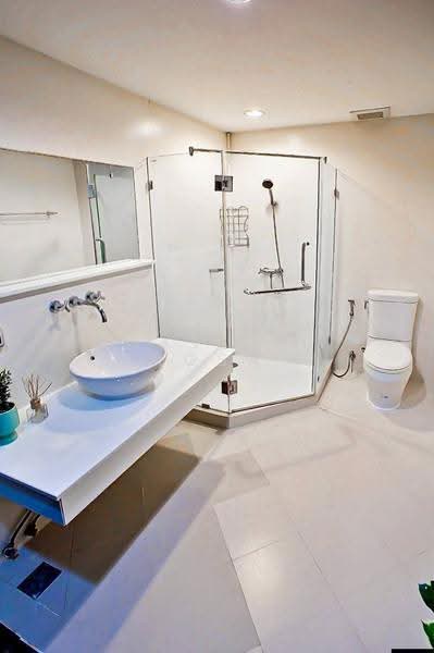 The Address Sukhumvit 42, Bangkok, 39  Soi Barbot 1, Sukhumvit Road, Phra Kanong, Khlong Toei, Bangkok, 1 Bedroom, 54 sqm, Condo For Rent, by Natlyn Kongsapook, 500514361 - DDproperty.com