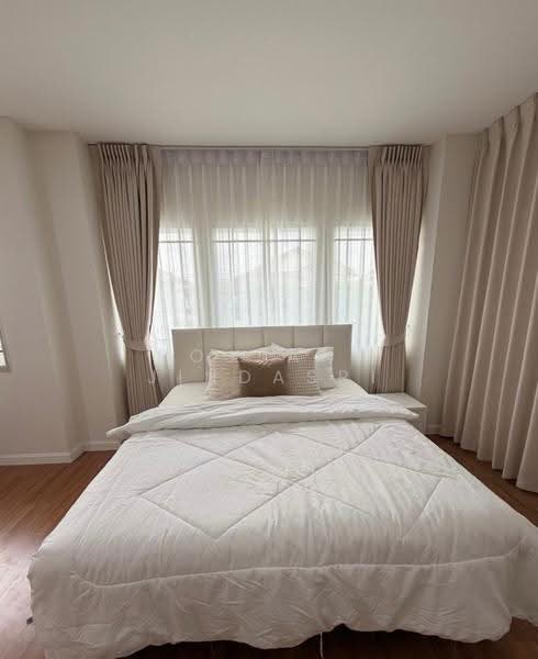 Manthana Onnut-Wongwan 2, Bangkok, Sukhaphiban 2 Road, Prawet, Bangkok, 4 Bedrooms, 214 sqm, Single Detached House For Rent, by Rojjana Jindasri, 500514369 - DDproperty.com