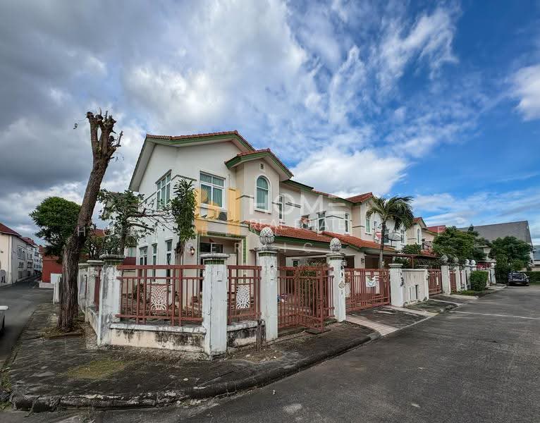 Rasa Spanish Courtyard : รสา สแปนิช คอร์ทยาร์ด, กรุงเทพ, จรเข้บัว, ลาดพร้าว, กรุงเทพ, 225 ตร.ม., บ้านเดี่ยว ขาย, โดย HOME Real Estate Service, 500514388 - DDproperty.com