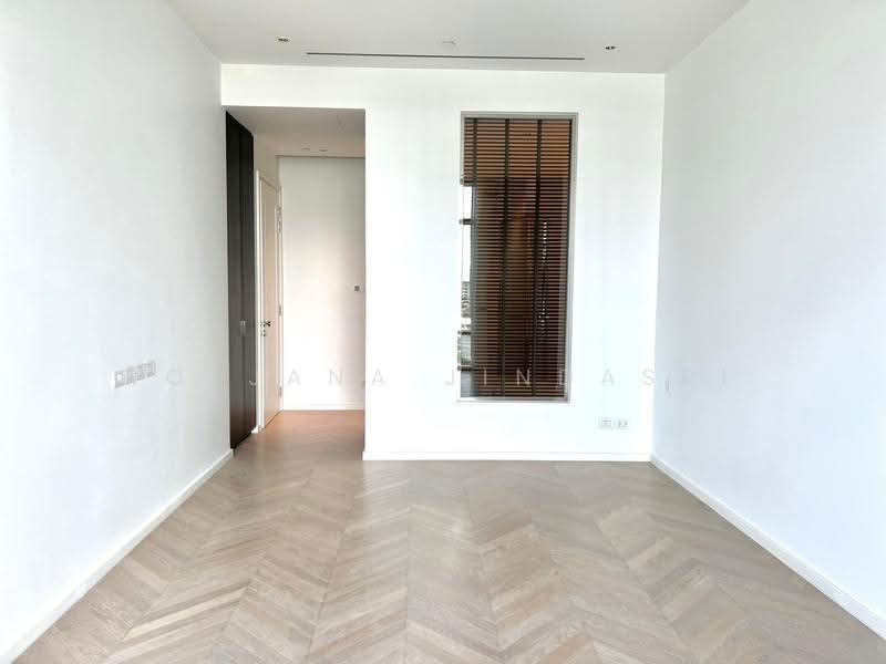 Four Seasons Private Residences : โฟร์ ซีซั่นส์ ไพรเวท เรสสิเด้นซ์, กรุงเทพ, 300 ถนนเจริญกรุง, ยานนาวา, สาทร, กรุงเทพ, 121 ตร.ม., คอนโด ขาย, โดย Rojjana Jindasri, 500514428 - DDproperty.com
