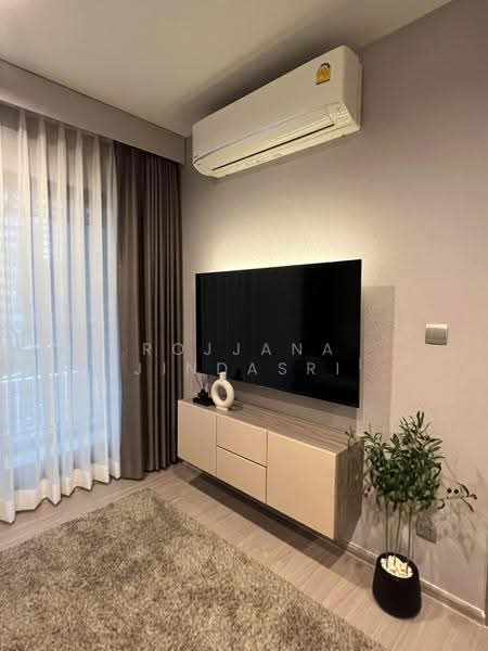 Life Asoke Hype, Bangkok, 339 Chaturathit Rd, Makkasan, Ratchathewi, Bangkok, 1 Bedroom, 33 sqm, Condo For Rent, by Rojjana Jindasri, 500514454 - DDproperty.com