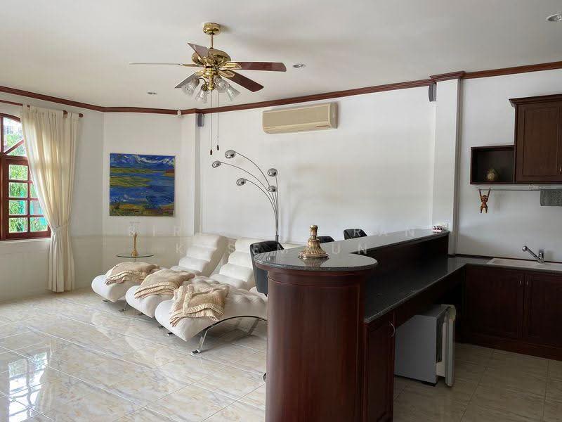6-BR Villa, Prachuap Khiri Khan, Hua Hin, Prachuap Khiri Khan, 6 Bedrooms, 420 sqm, Villa For Sale, by Sirisongkran Kasemkun, 500514542 - DDproperty.com