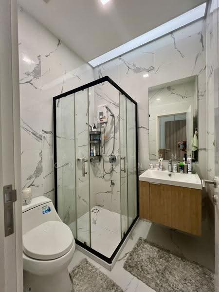 Patio Ratchayothin, Bangkok, Phahonyothin 32, Chan Kasem, Chatuchak, Bangkok, 3 Bedrooms, 263 sqm, Townhouse For Sale, by Thananthorn Wongvarnkaseam, 500514547 - DDproperty.com