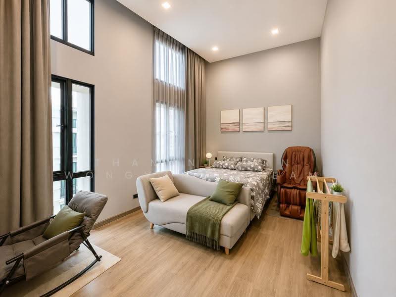 Patio Ratchayothin, Bangkok, Phahonyothin 32, Chan Kasem, Chatuchak, Bangkok, 3 Bedrooms, 263 sqm, Townhouse For Sale, by Thananthorn Wongvarnkaseam, 500514547 - DDproperty.com
