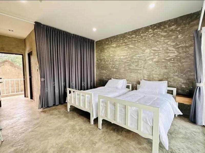 Detached house in the alley behind Wat Umong, Chiang Mai, Su Thep, Muang Chiang Mai, Chiang Mai, 6 Bedrooms, 200 sqm, Single Detached House For Sale, by Shori Asset Group Co., Ltd., 500514556 - DDproperty.com