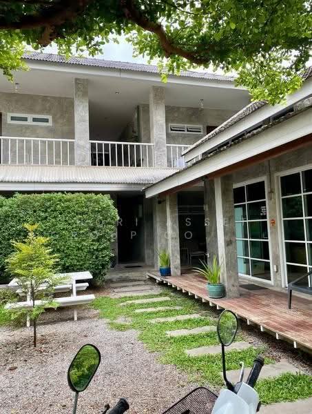 Detached house in the alley behind Wat Umong, Chiang Mai, Su Thep, Muang Chiang Mai, Chiang Mai, 6 Bedrooms, 200 sqm, Single Detached House For Sale, by Shori Asset Group Co., Ltd., 500514556 - DDproperty.com