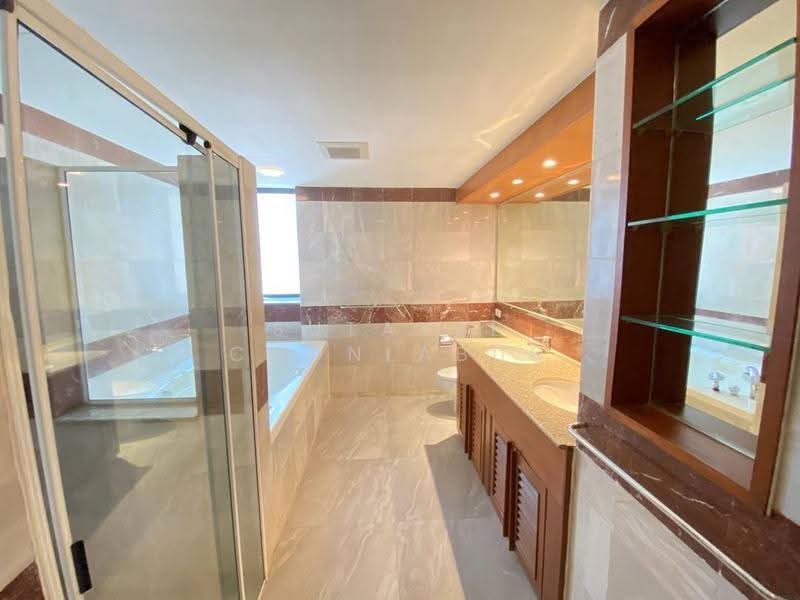 President Park Sukhumvit 24, Bangkok, 99 Sukhumvit 24 Alley, Khlongtoei Nua, Watthana, Bangkok, 3 Bedrooms, 260 sqm, Condo For Rent, by Sutavee Chonlabud, 500514559 - DDproperty.com