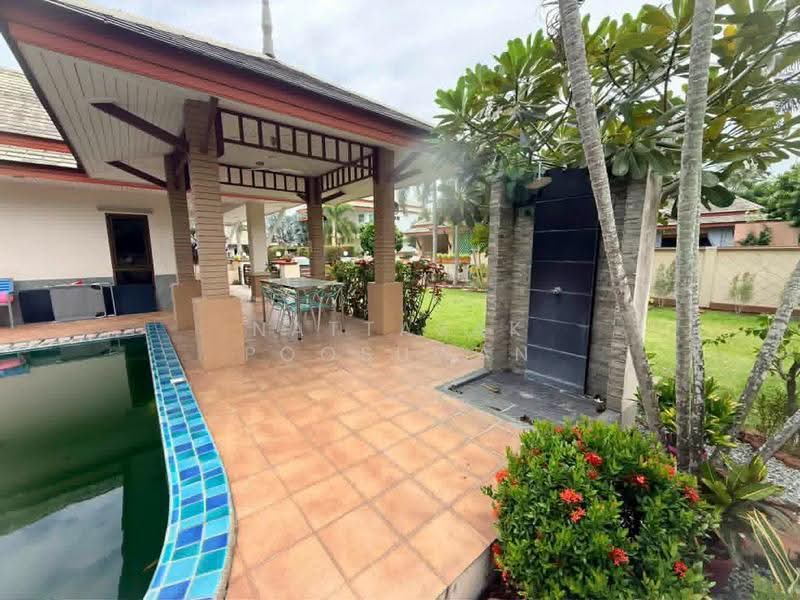 Baan Dusit Pattaya Lake, Chon Buri (Pattaya), Entrance Road, Huai Yai, Bang Lamung (Pattaya), Chon Buri (Pattaya), 4 Bedrooms, 233 sqm, Villa For Sale, by Nattasak Poosuwan, 500514620 - DDproperty.com