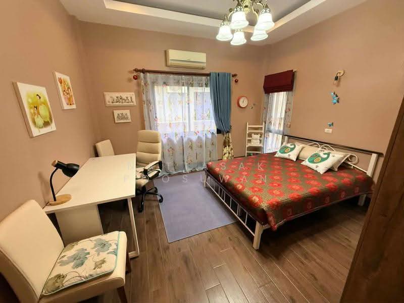 Baan Dusit Pattaya Lake, Chon Buri (Pattaya), Entrance Road, Huai Yai, Bang Lamung (Pattaya), Chon Buri (Pattaya), 4 Bedrooms, 233 sqm, Villa For Sale, by Nattasak Poosuwan, 500514620 - DDproperty.com