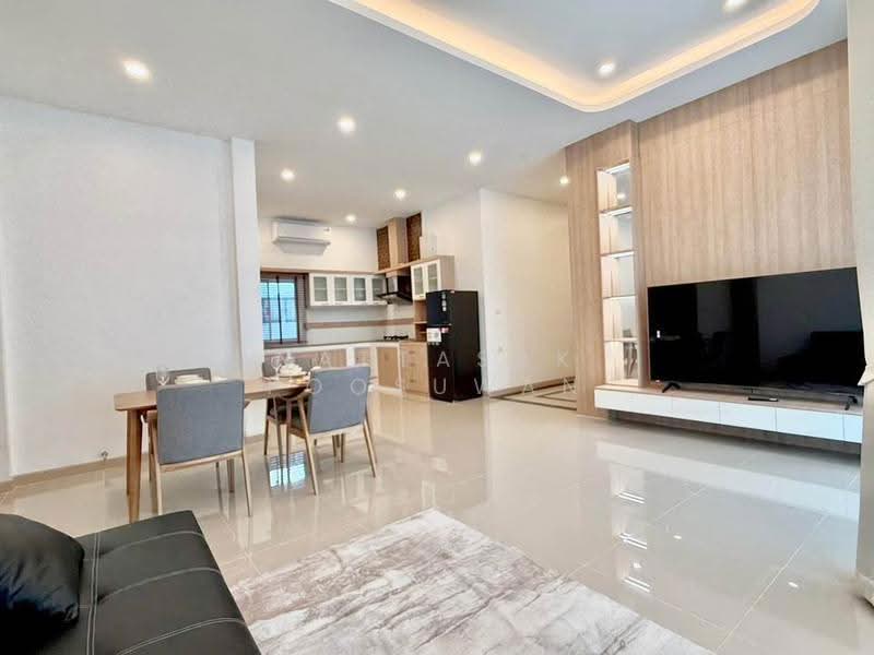3-BR House, Chon Buri (Pattaya), Poong, Bang Lamung (Pattaya), Chon Buri (Pattaya), 3 Bedrooms, 204 sqm, Single Detached House For Sale, by Nattasak Poosuwan, 500514679 - DDproperty.com