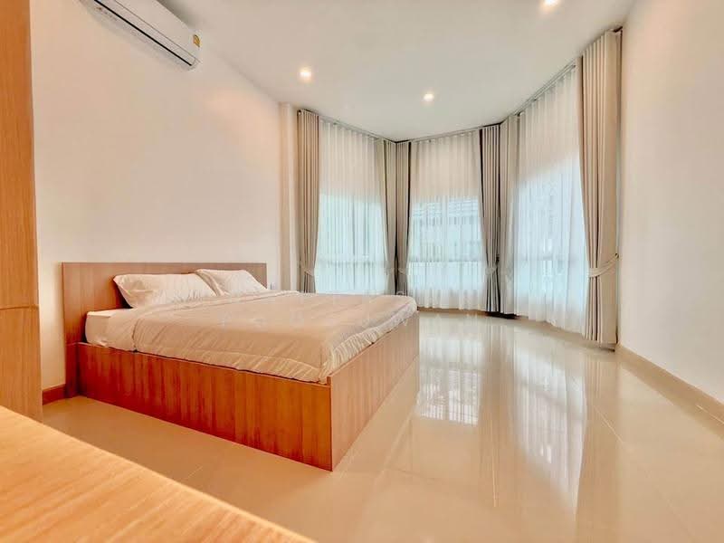 3-BR House, Chon Buri (Pattaya), Poong, Bang Lamung (Pattaya), Chon Buri (Pattaya), 3 Bedrooms, 204 sqm, Single Detached House For Sale, by Nattasak Poosuwan, 500514679 - DDproperty.com