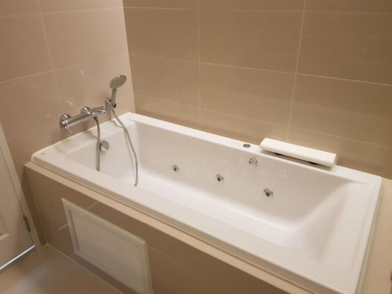 Belle Grand Rama 9, Bangkok, 131 Rama 9 Road, Huai Khwang, Bangkok, 3 Bedrooms, 178 sqm, Condo For Sale, by Kritaphak Khongmueang, 500514680 - DDproperty.com