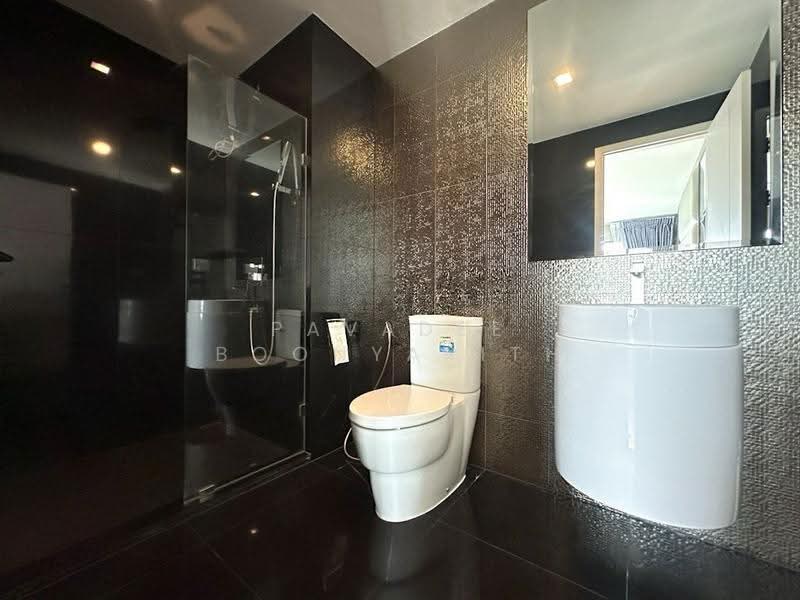 Rhythm Sukhumvit 36-38, Bangkok, 55 Soi Sukhumvit 36, Sukhumvit Road, Phra Kanong, Khlong Toei, Bangkok, 2 Bedrooms, 55 sqm, Condo For Sale, by Pavadee Boonyarith, 500514694 - DDproperty.com