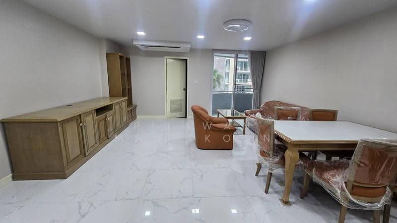 15 Suite : ฟิฟทีน สวีท, กรุงเทพ, 73 1 สุขุมวิท 15, คลองเตยเหนือ, วัฒนา, กรุงเทพ, 92 ตร.ม., คอนโด ให้เช่า, โดย Piyawan Manitkoon, 500514749 - DDproperty.com