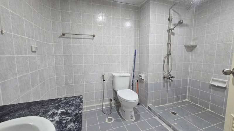 15 Suite, Bangkok, 73 1 Sukhumvit 15, Khlongtoei Nua, Watthana, Bangkok, 2 Bedrooms, 92 sqm, Condo For Rent, by Piyawan Manitkoon, 500514749 - DDproperty.com