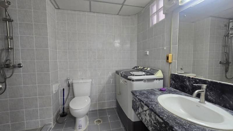 15 Suite, Bangkok, 73 1 Sukhumvit 15, Khlongtoei Nua, Watthana, Bangkok, 2 Bedrooms, 92 sqm, Condo For Sale, by Piyawan Manitkoon, 500514773 - DDproperty.com
