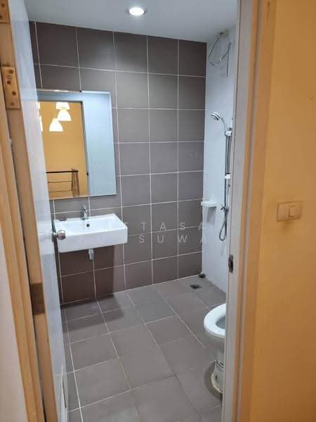 3-BR Townhouse, Chon Buri (Pattaya), Mhueng, Muang Chon Buri, Chon Buri (Pattaya), 3 Bedrooms, 204 sqm, Townhouse For Sale, by Nattasak Poosuwan, 500514776 - DDproperty.com