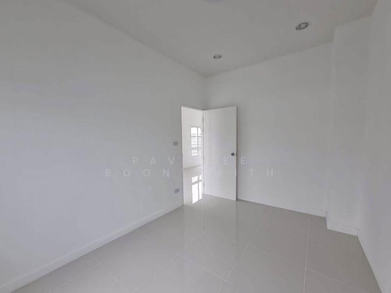 undefined, Bangkok, Thung Song Hong, Lak Si, Bangkok, 5 Bedrooms, 410 sqm, Single Detached House For Sale, by Pavadee Boonyarith, 500514800 - DDproperty.com