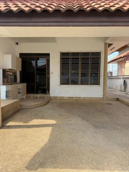 4-BR Villa, Chon Buri (Pattaya), Nong Pru, Bang Lamung (Pattaya), Chon Buri (Pattaya), 4 Bedrooms, 264 sqm, Villa For Sale, by Chalisa Kitilimtrakul, 500514801 - DDproperty.com
