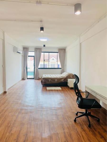 3-BR House, Bangkok, Bangpakok, Rat Burana, Bangkok, 3 Bedrooms, 192 sqm, Single Detached House For Sale, by Pavadee Boonyarith, 500514811 - DDproperty.com