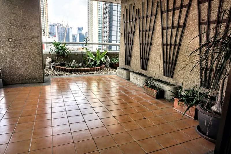Asoke Towers, Bangkok, Sukhumvit 21 Road, Khlongtoei Nua, Watthana, Bangkok, 3 Bedrooms, 286 sqm, Condo For Sale, by Anthea Khwanngam, 500514875 - DDproperty.com