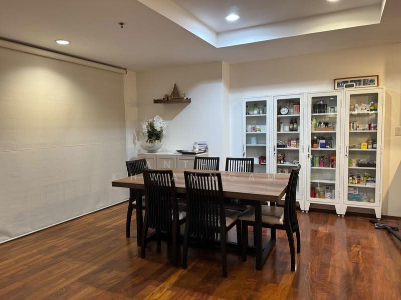 Urbana Langsuan, Bangkok, 55 Langsuan Road, Lumphini, Pathum Wan, Bangkok, 3 Bedrooms, 300 sqm, Condo For Sale, by Anthea Khwanngam, 500514930 - DDproperty.com