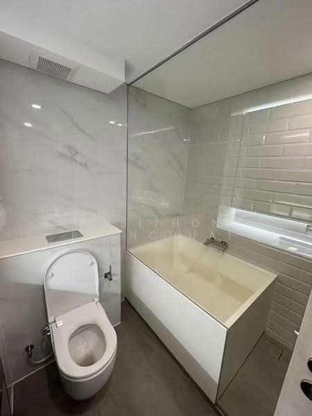 Landmark @MRTA Station, Bangkok, 397 Rama 9 Road, Bang Kapi, Huai Khwang, Bangkok, 1 Bedroom, 33 sqm, Condo For Sale, by Sasithon Phonchuai, 500514956 - DDproperty.com