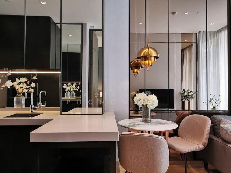 28 Chidlom, Bangkok, 28 Chit Lom Alley, Lumphini, Pathum Wan, Bangkok, 1 Bedroom, 45 sqm, Condo For Rent, by Sasithon Phonchuai, 500514961 - DDproperty.com