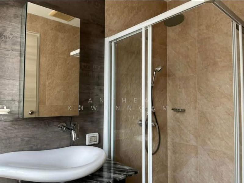 Watermark Chaophraya, Bangkok, Soi Charoennakorn 39-41, Charoennakorn Road, Bang Lam Phu Lang, Khlong San, Bangkok, 2 Bedrooms, 105 sqm, Condo For Sale, by Anthea Khwanngam, 500515035 - DDproperty.com