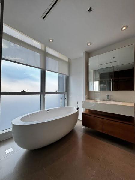 The River (Bangna-Lake 26 Community), Samut Prakan, Bang Sao Thong, Samut Prakan, 2 Bedrooms, 138 sqm, Condo For Sale, by Anthea Khwanngam, 500515075 - DDproperty.com