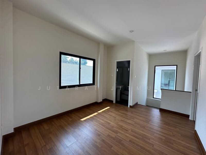 CPN Ninn Wongwaen - Lam Luk Ka Klong 6, Pathum Thani, Soi Khlong Hok, Bung Kham Proi, Lam Luk Ka, Pathum Thani, 4 Bedrooms, 168 sqm, Single Detached House For Rent, by Jutarat Jitmun, 500515105 - DDproperty.com