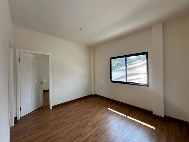 CPN Ninn Wongwaen - Lam Luk Ka Klong 6, Pathum Thani, Soi Khlong Hok, Bung Kham Proi, Lam Luk Ka, Pathum Thani, 4 Bedrooms, 168 sqm, Single Detached House For Rent, by Jutarat Jitmun, 500515105 - DDproperty.com