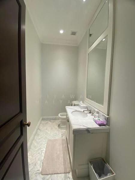 98 Wireless, Bangkok, 98 Wireless Road, Lumphini, Pathum Wan, Bangkok, 2 Bedrooms, 132 sqm, Condo For Rent, by Piyawan Maiyapan, 500515147 - DDproperty.com