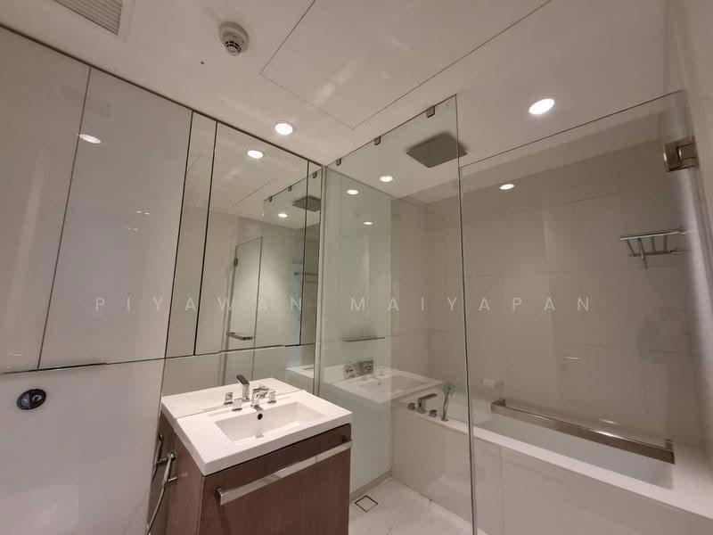 185 Rajadamri, Bangkok, 185 Rajadamri Road, Lumphini, Pathum Wan, Bangkok, 2 Bedrooms, 102 sqm, Condo For Rent, by Piyawan Maiyapan, 500515166 - DDproperty.com