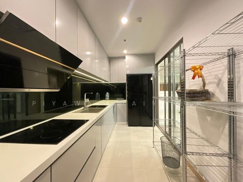 Supalai Oriental Sukhumvit 39, Bangkok, Soi Sukhumvit 39, Khlong Tan Nua, Watthana, Bangkok, 3 Bedrooms, 180 sqm, Condo For Rent, by Piyawan Maiyapan, 500515209 - DDproperty.com