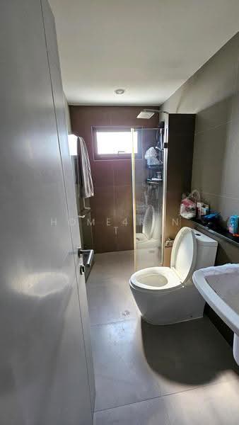 The Plant Ramkhamhaeng-Wongwaen, Bangkok, Soi Keha Romklao 78 Yaek 1, Rat Phatthana, Saphan Sung, Bangkok, 4 Bedrooms, 184 sqm, Semi-Detached House (Twin House) For Rent, by Home4rent, 500515257 - DDproperty.com
