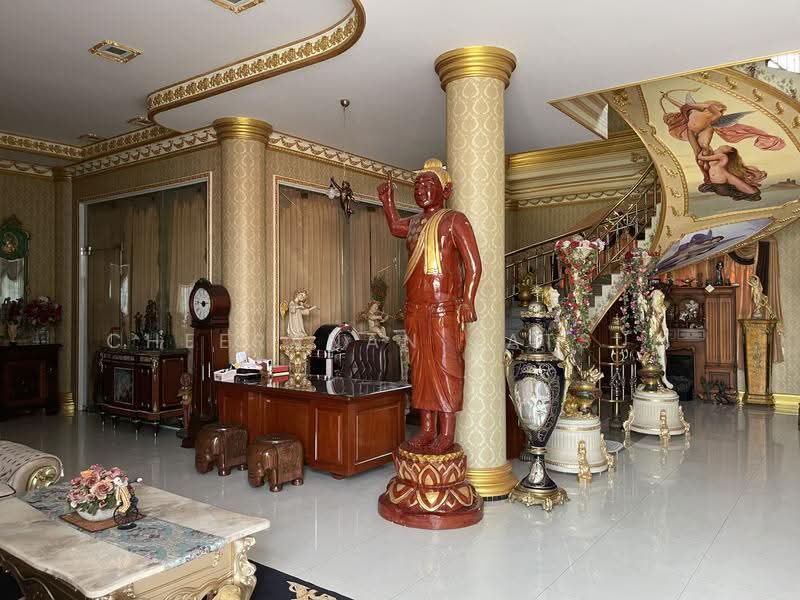 Luxury Roman-Style Detached House, Chachoengsao, Nha Mueng, Muang Chachoengsao, Chachoengsao, 5 Bedrooms, 986 sqm, Single Detached House For Sale, by Cheeranan Satsue, 500515259 - DDproperty.com