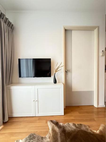 Lumpini Park Rama 9-Ratchada, Bangkok, 888 Chaturathit Road, Bang Kapi, Huai Khwang, Bangkok, 1 Bedroom, 30 sqm, Condo For Sale, by Agentbkk, 500515300 - DDproperty.com