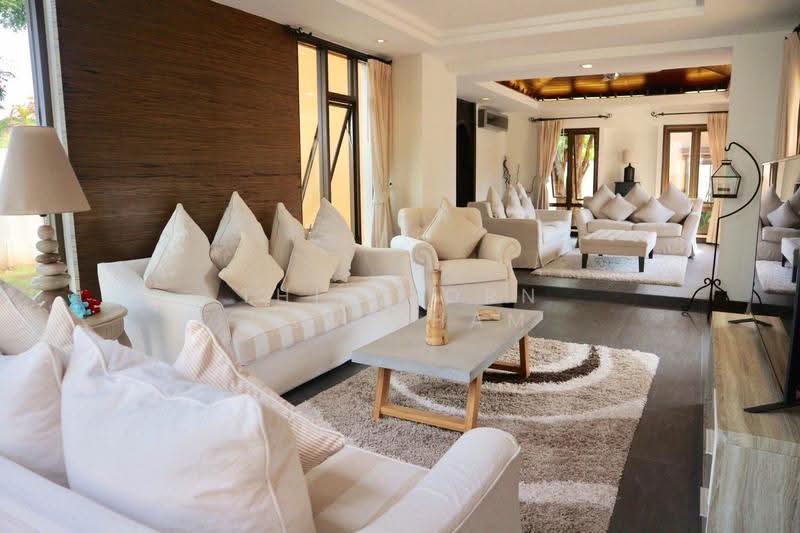 Phutara Estate : ภูธารา, ชลบุรี, 99 ถนนพัฒนาการ, หนองปรือ, บางละมุง, ชลบุรี, 1,084 ตร.ม., วิลล่า ขาย, โดย Thitiporn Pawikham, 500515305 - DDproperty.com