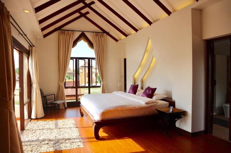 Phutara Estate, Chon Buri (Pattaya), 99 Pattanakarn Road, Nong Pru, Bang Lamung (Pattaya), Chon Buri (Pattaya), 5 Bedrooms, 1,084 sqm, Villa For Sale, by Thitiporn Pawikham, 500515305 - DDproperty.com
