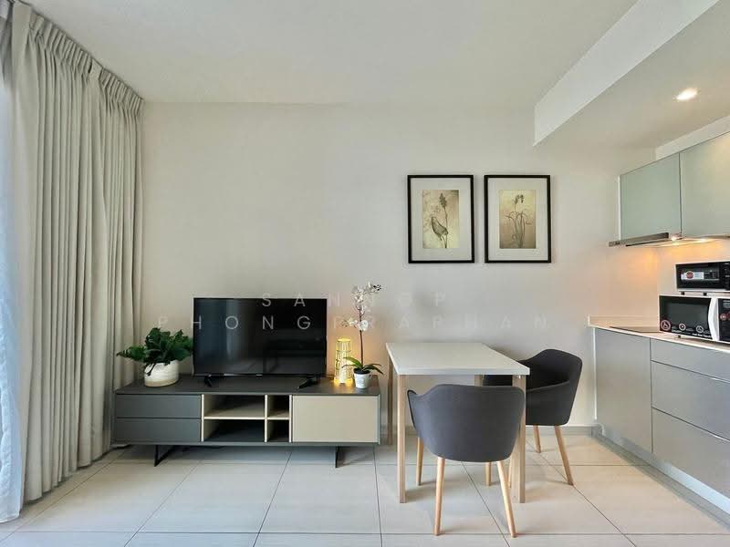 The Lofts Ekkamai, Bangkok, 1415 Sukhumvit Road, Phra Kanong Nua, Watthana, Bangkok, 1 Bedroom, 45 sqm, Condo For Rent, by Sannop Phongpraphan, 500515313 - DDproperty.com
