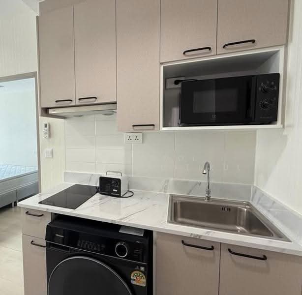 IDEO MOBI Sukhumvit 81, Bangkok, 2097 Sukhumvit Road, Bang Chak, Phra Khanong, Bangkok, 1 Bedroom, 30 sqm, Condo For Rent, by Nattapol Jedsadathitikul, 500515328 - DDproperty.com