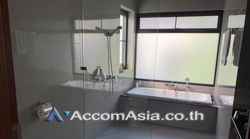 House, Bangkok, Khlong Tan Nua, Watthana, Bangkok, 5 Bedrooms, 500 sqm, Single Detached House For Rent, by Accom Asia, 500515332 - DDproperty.com