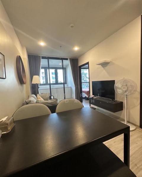XT Huaikhwang, Bangkok, 244 Ratchadaphisek Road, Huai Khwang, Bangkok, 1 Bedroom, 35 sqm, Condo For Rent, by Nattapol Jedsadathitikul, 500515338 - DDproperty.com