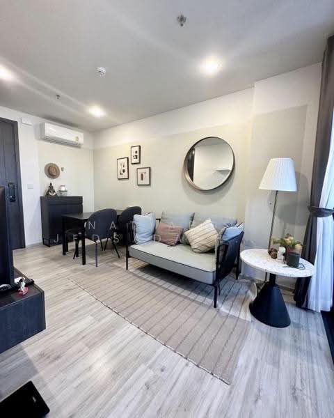 XT Huaikhwang, Bangkok, 244 Ratchadaphisek Road, Huai Khwang, Bangkok, 1 Bedroom, 35 sqm, Condo For Rent, by Nattapol Jedsadathitikul, 500515338 - DDproperty.com