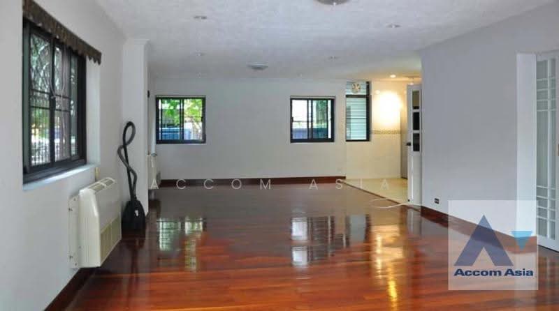 House, Bangkok, Khlong Tan Nua, Watthana, Bangkok, 4 Bedrooms, 333 sqm, Single Detached House For Rent, by Accom Asia, 500515346 - DDproperty.com