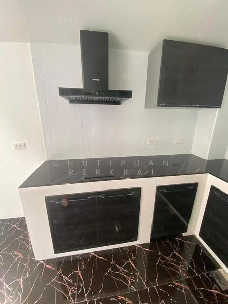 Golden Town Vibhavadi - Rangsit, Pathum Thani, Phaholyothin Road, Khlong Nung, Khlong Luang, Pathum Thani, 3 Bedrooms, 96 sqm, Townhouse For Rent, by Chutiphan Rerkrai, 500515350 - DDproperty.com